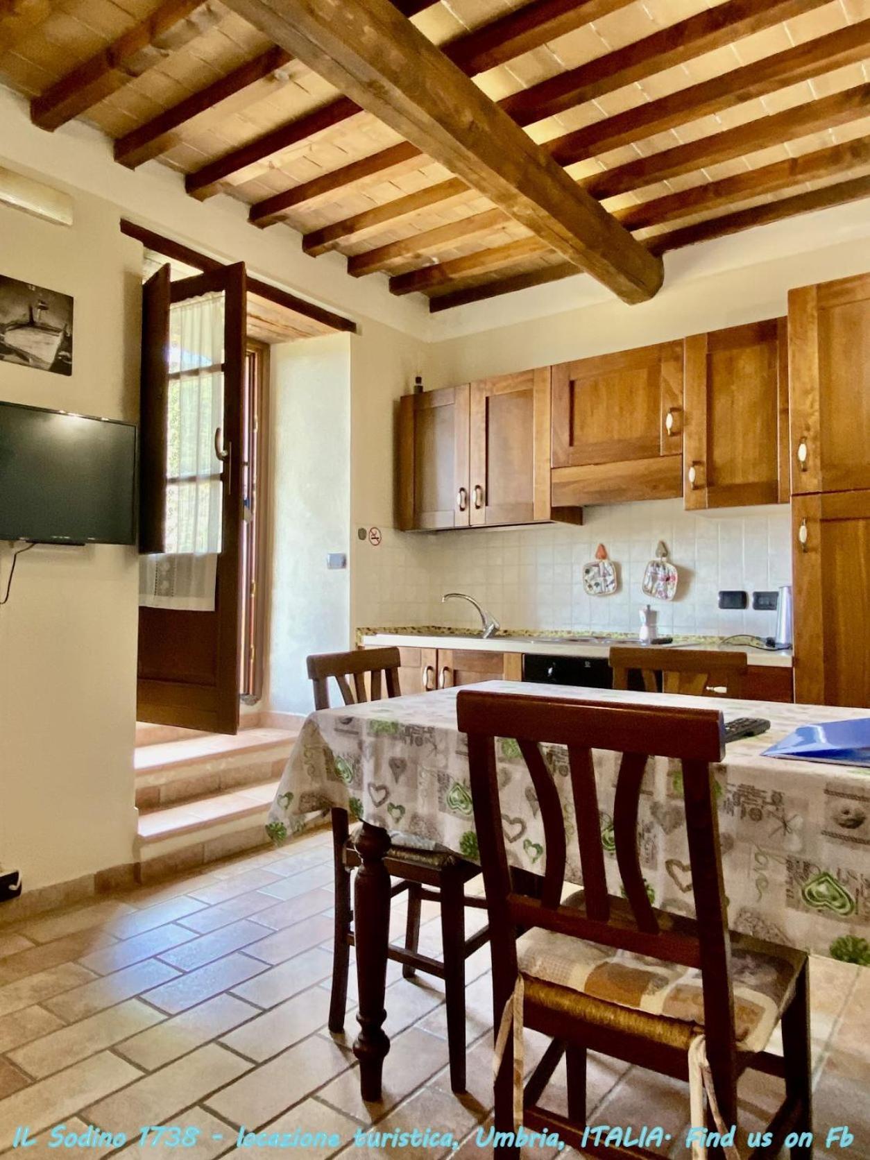 Il Sodino 1738 - Locazione Turistica Pension San Feliciano Buitenkant foto